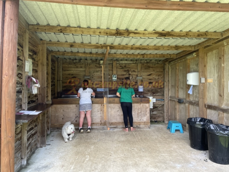 Riverside Lakes Camping And Glamping