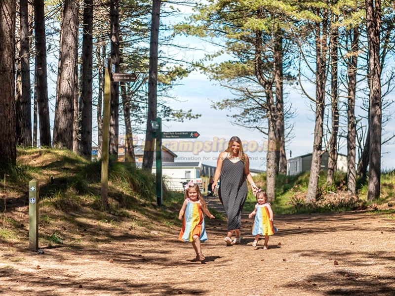Burghead Holiday Park (pholsuk)