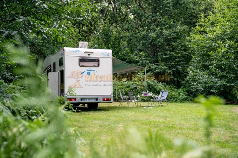 Camping Bois De Saint Hilaire