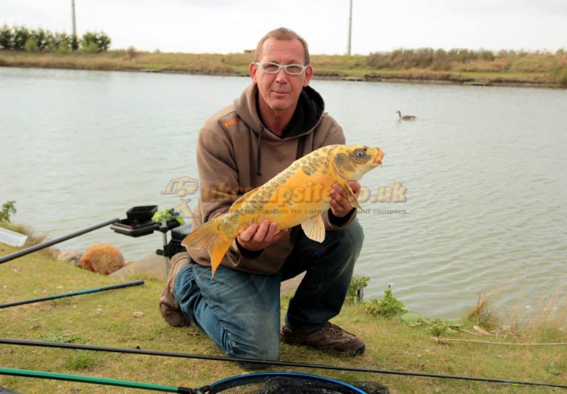 Fields End Water Caravan Park And Fishery