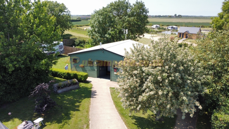 Fields End Water Caravan Park And Fishery