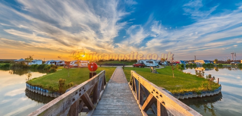 Fields End Water Caravan Park And Fishery