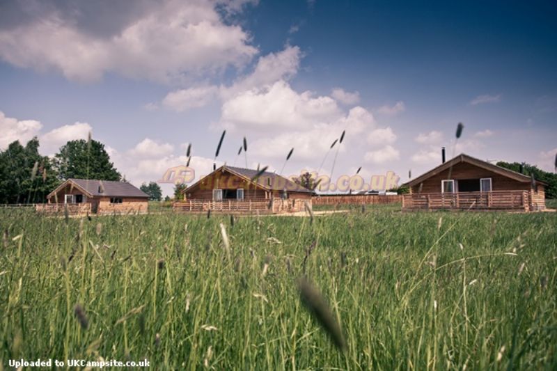 Fields End Water Caravan Park And Fishery