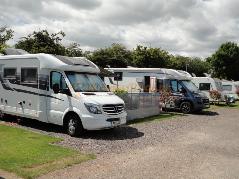 Country Meadow Caravan Park