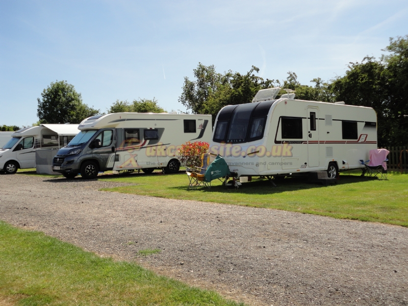 Country Meadow Caravan Park