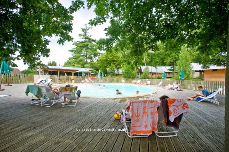 Huttopia Versailles