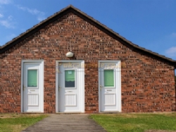 New Farm Caravan Park And Bungalow
