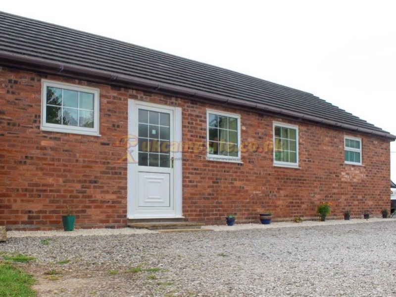 New Farm Caravan Park And Bungalow