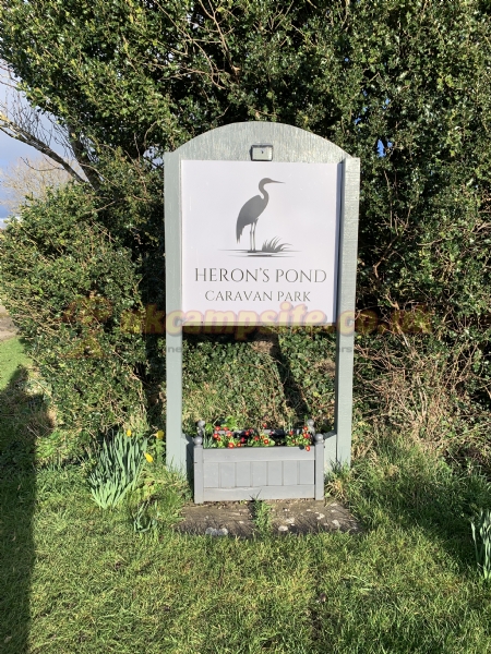 Herons Pond Caravan Park