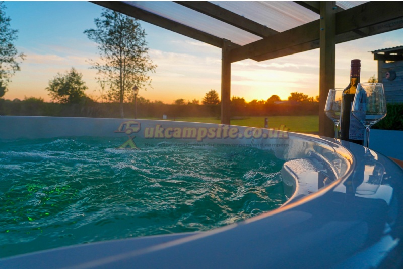Willowbrook Glamping And Hideaways
