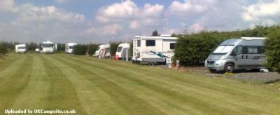 Broadlands Farm Touring Caravan Site