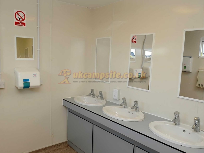 Gwel Y Mor Camping Park