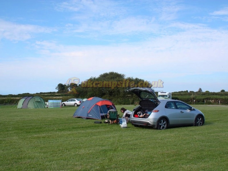 Ty Rhos Farm Camping And Caravanning