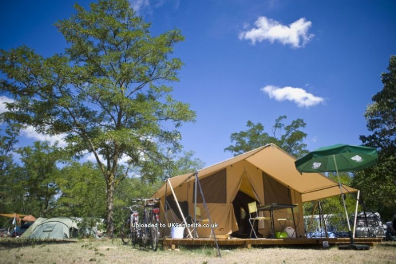 Huttopia Le Moulin
