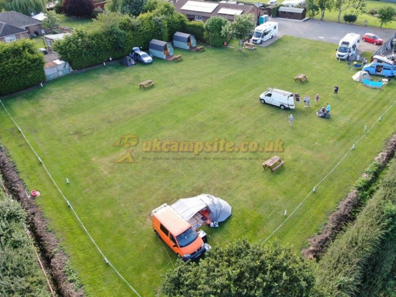 Yondar Caravan And Campsite