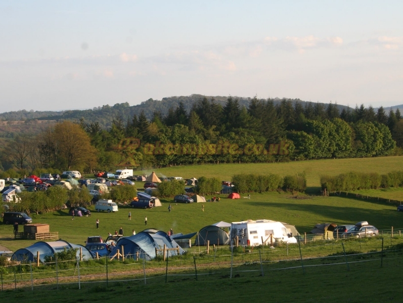 Monstay Farm Camp Site