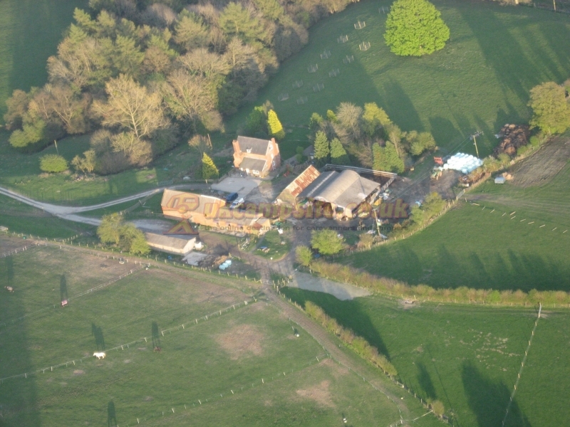 Monstay Farm Camp Site