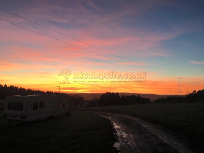 Monstay Farm Camp Site