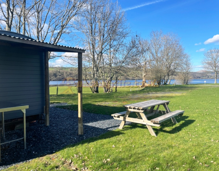 Gwersyllfa Pant Yr Onnen Lakeside Campsite