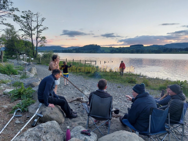 Gwersyllfa Pant Yr Onnen Lakeside Campsite