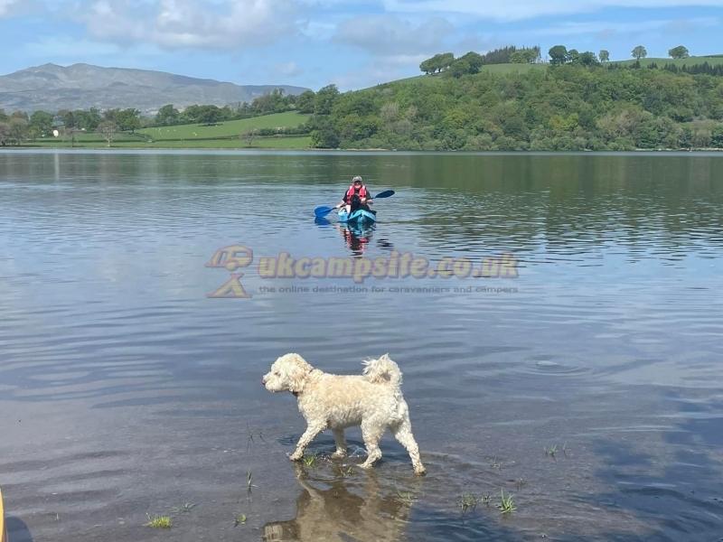 Gwersyllfa Pant Yr Onnen Lakeside Campsite