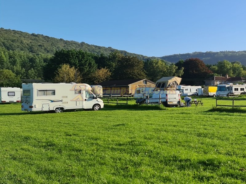 Broadway Cottage Caravan And Camping