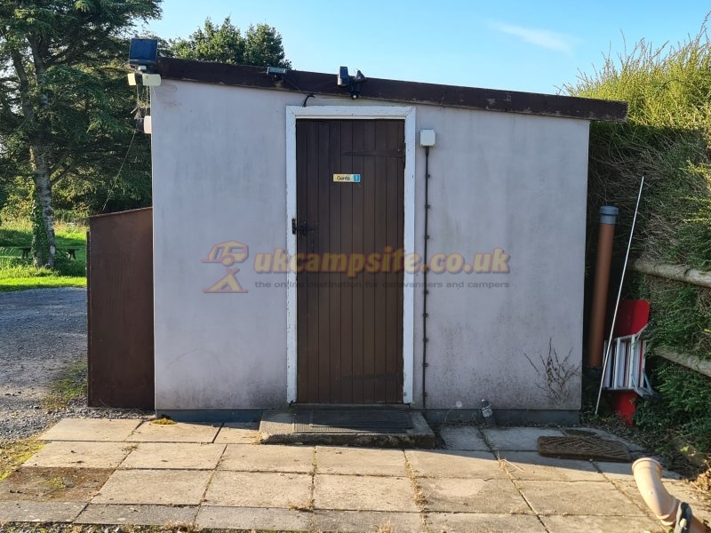 Broadway Cottage Caravan And Camping