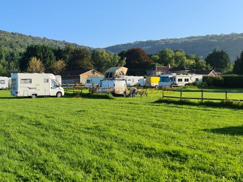Broadway Cottage Caravan And Camping