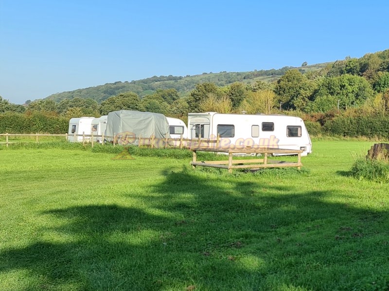 Broadway Cottage Caravan And Camping