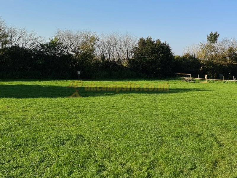 Broadway Cottage Caravan And Camping
