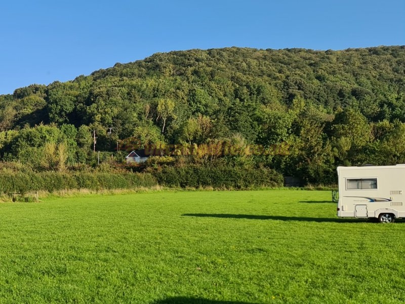 Broadway Cottage Caravan And Camping