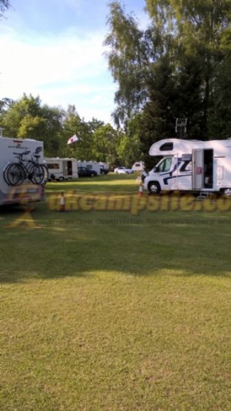 Utopia Paradise Caravan Park