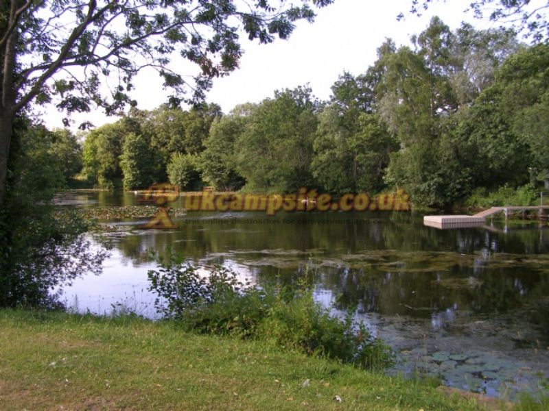 Utopia Paradise Caravan Park