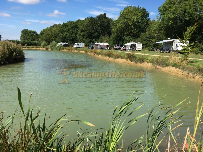 Stretton Lakes Touring Park
