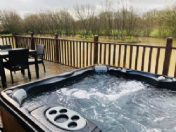 Stretton Lakes Touring Park