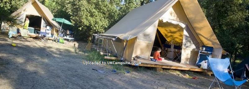 Huttopia Oleron Les Pins