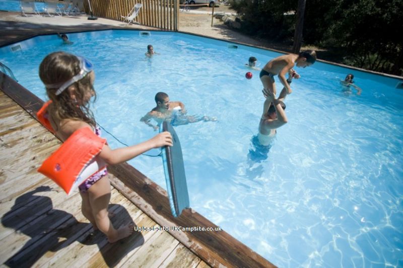 Huttopia Oleron Les Pins