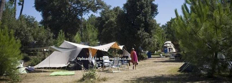 Huttopia Oleron Les Pins