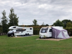 Petwood Camping And Caravan Park
