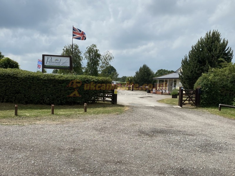 Petwood Camping And Caravan Park