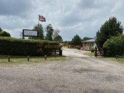 Petwood Camping And Caravan Park