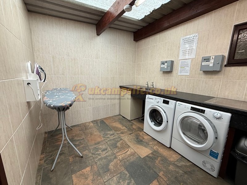 Rhyd Y Galen Caravan And Camping Park