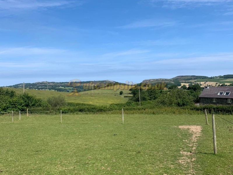 Peniarth Bach Farm Campsite And Caravan Park