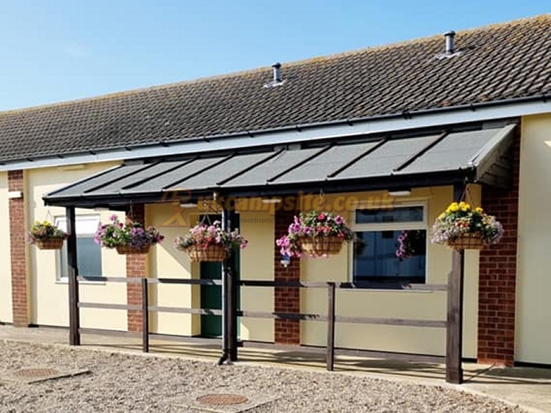 Toppers Caravan Park