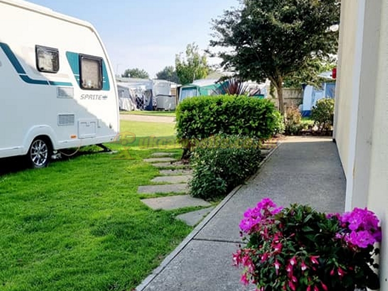 Toppers Caravan Park
