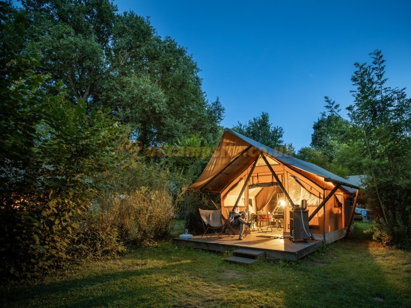 Camping Huttopia Baie Du Mont St Michel
