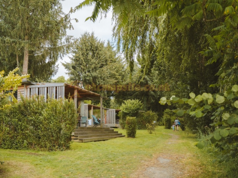 Camping Huttopia Baie Du Mont St Michel