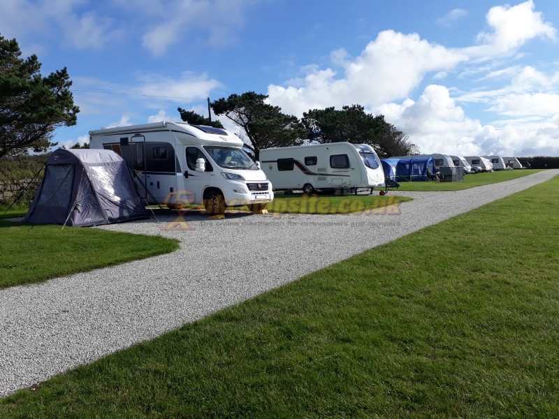 Trevellas Manor Farm Caravan And Campsite