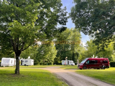 Camping De Mon Village (camping Car Park)