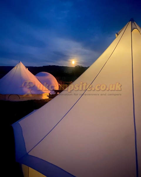 Seren Bach Campsite (was The Radnor Arms)